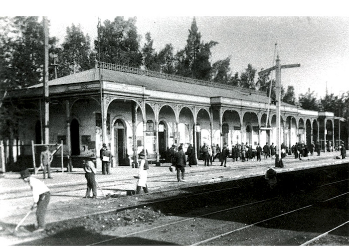 3. Estación de San Bernardo, construida en 1857.