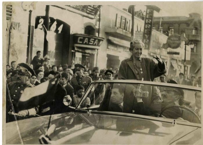 7. La última visita de Gabriela Mistral a Chile. Valparaíso, 1954.