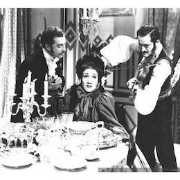 11. Escena de la película "La dama de las camelias", 1947.