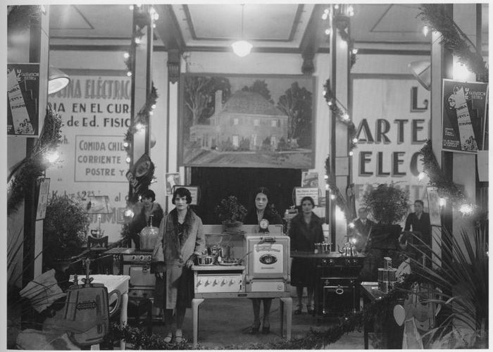 1. Promoción de distintos productos electrodomésticos, 1927.