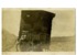 8. Hombre en la parte exterior de un vagón del Ferrocarril Trasandino, año 1910.